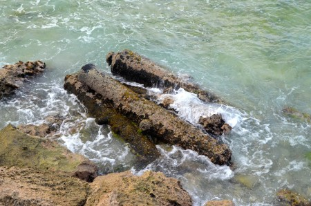 Rusting cannons near Fort Charles (The Maritime Explorer)