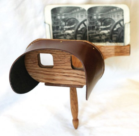 Stereoview cards featured two photographs printed side by side, one for the left eye, and one for the right. When looking through a stereoscope, the two flat pictures blend into a single image giving the illusion of depth.